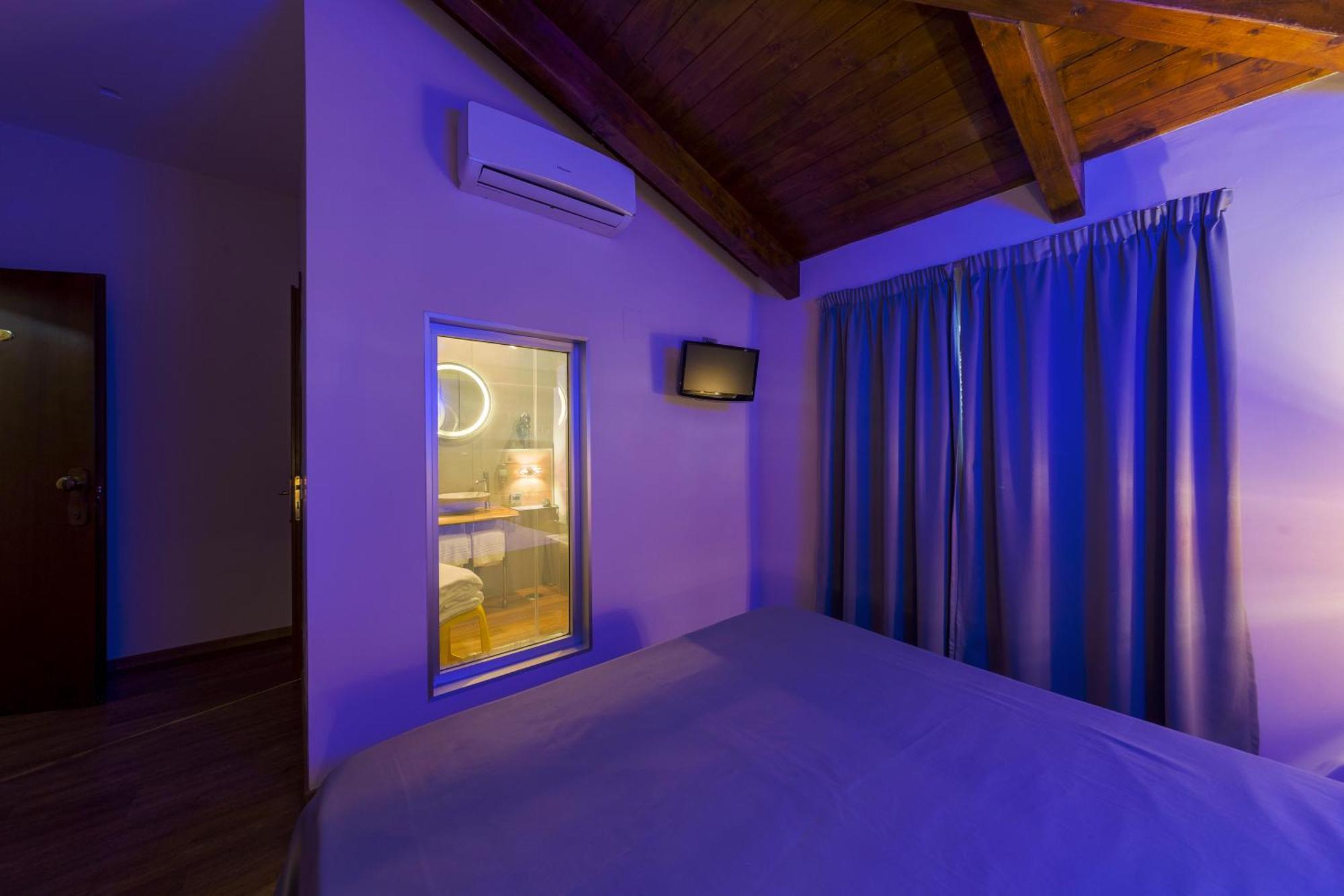 Hotel Vogue ลิโกลา ภายนอก รูปภาพ