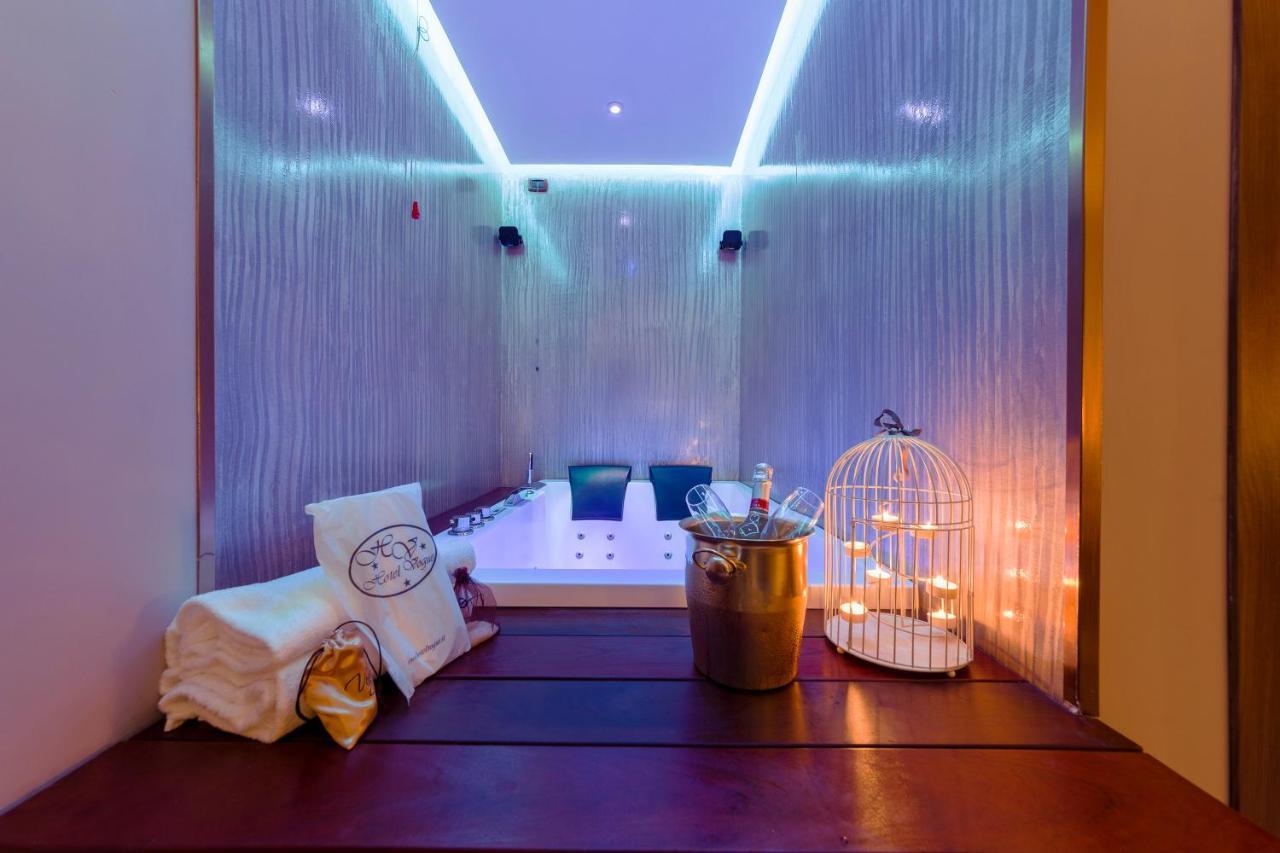 Hotel Vogue ลิโกลา ภายนอก รูปภาพ