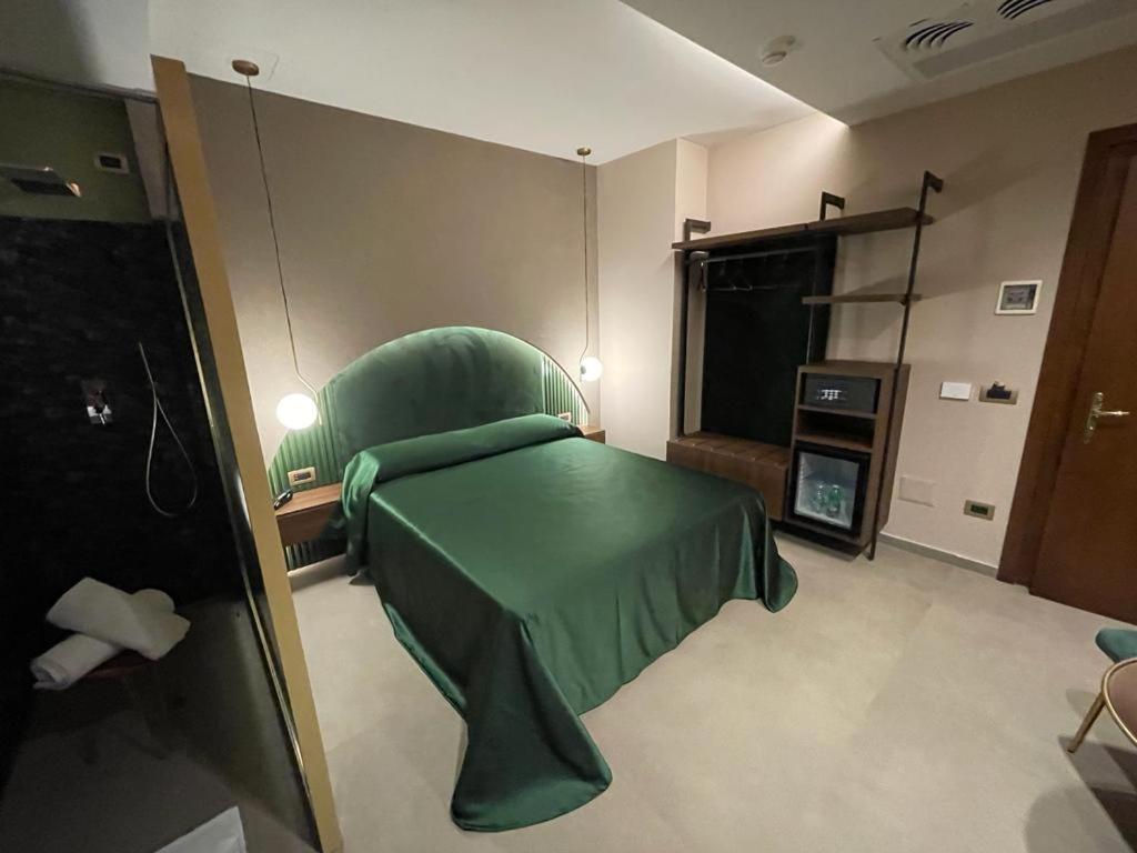 Hotel Vogue ลิโกลา ภายนอก รูปภาพ