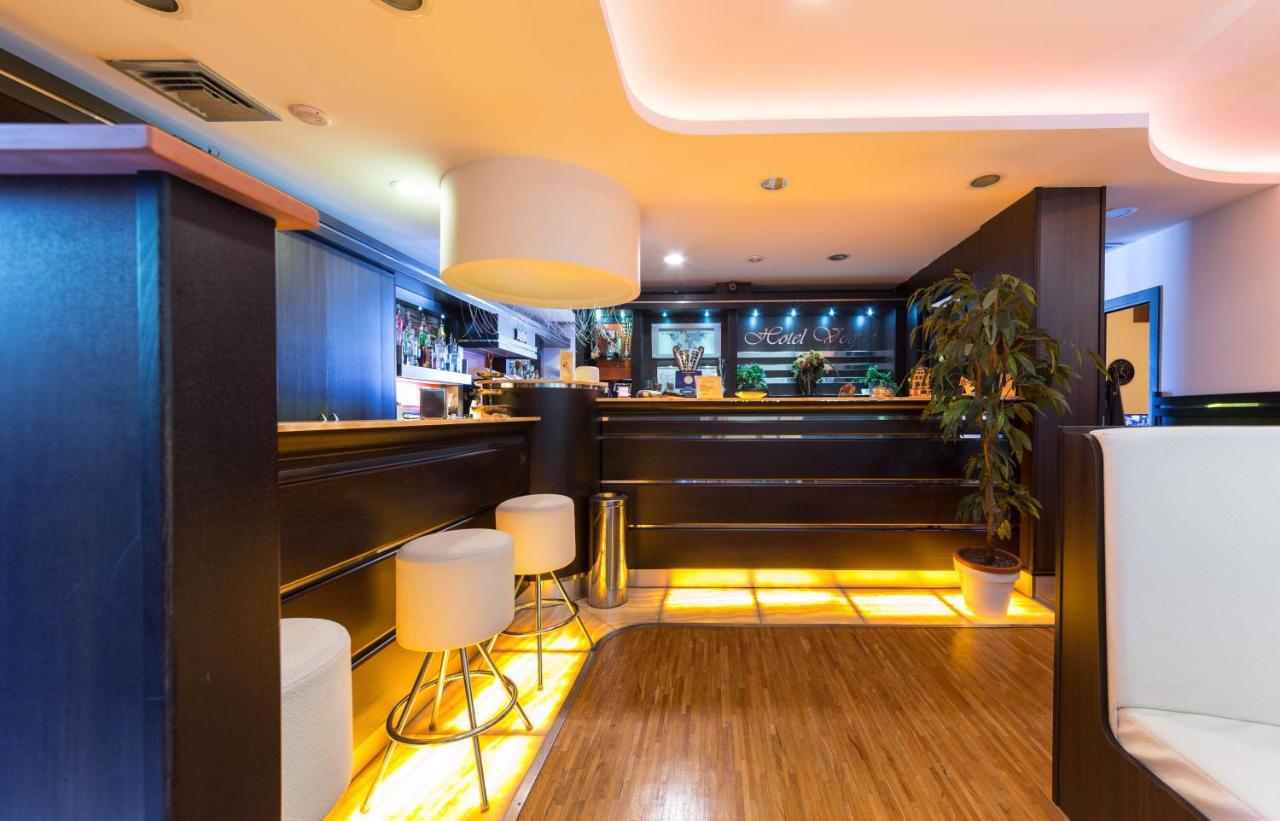 Hotel Vogue ลิโกลา ภายนอก รูปภาพ